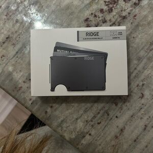 Ridge Gunmetal Slim RFID Blocking Wallet